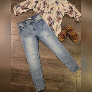 Kancan skinny jeans size 28